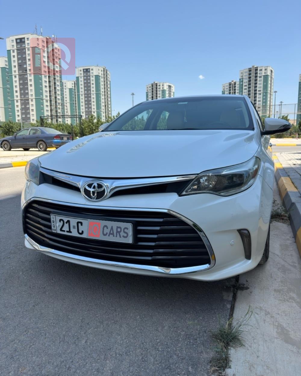 تويوتا أفالون